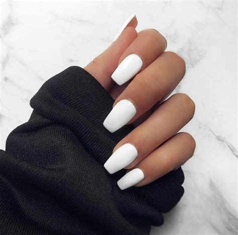 acrylic white short nails